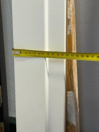 Puerta de baño blanca