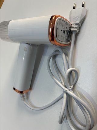 Vaporizador de ropa portátil