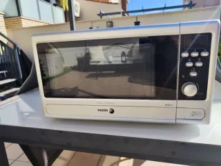Microondas Fagor Plata