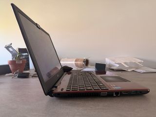 Acer Aspire E1572G Rojo