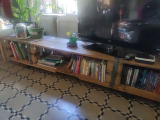 Mueble TV madera y metal