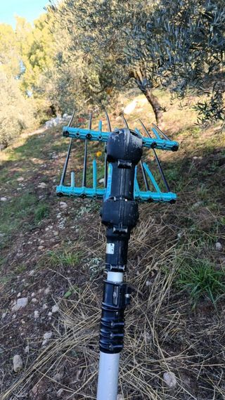 Vareador de olivos a batería