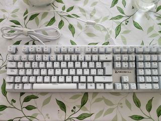 Teclado Gaming Newskill Suiko Ivory RGB