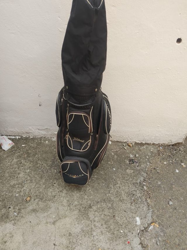 Bolsa de golf Titleist negra