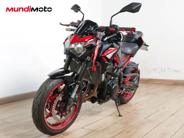 KAWASAKI Z 900