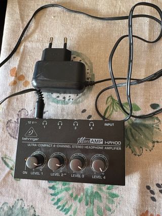 Behringer Micro AMP HA400 Amplificador Auriculares