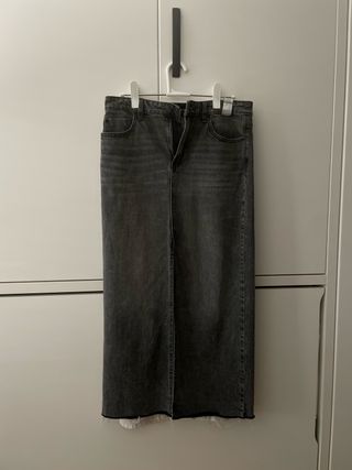 Falda larga vaquera gris Stradivarius T.38