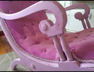 Butaca vintage morada de tela