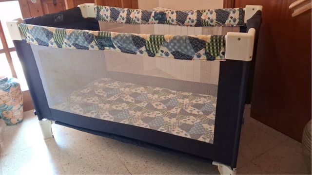 Cama para bebé plegable