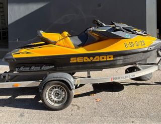Moto de agua Sea Doo GTR 230