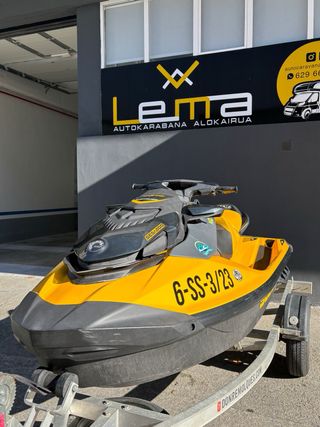 Moto de agua Sea Doo GTR 230