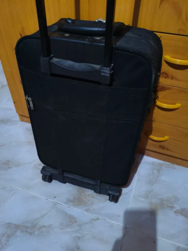 Maleta de viaje con ruedas