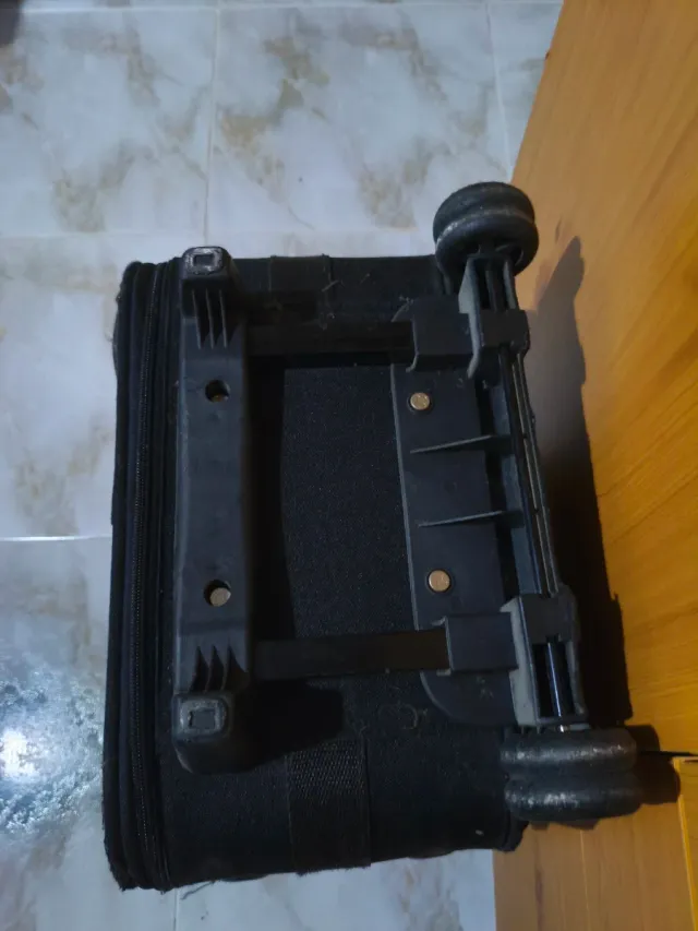 Maleta de viaje con ruedas