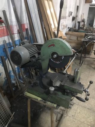 Tronzadora de hierro trifásica