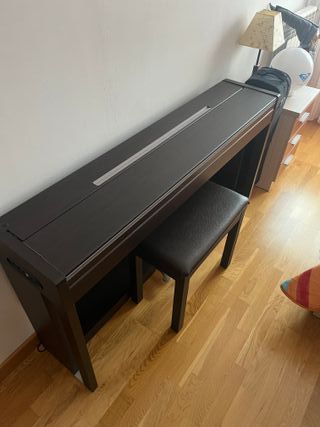 Piano digital Pianova marrón