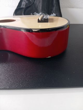 Ukelele Martin Smith Rojo