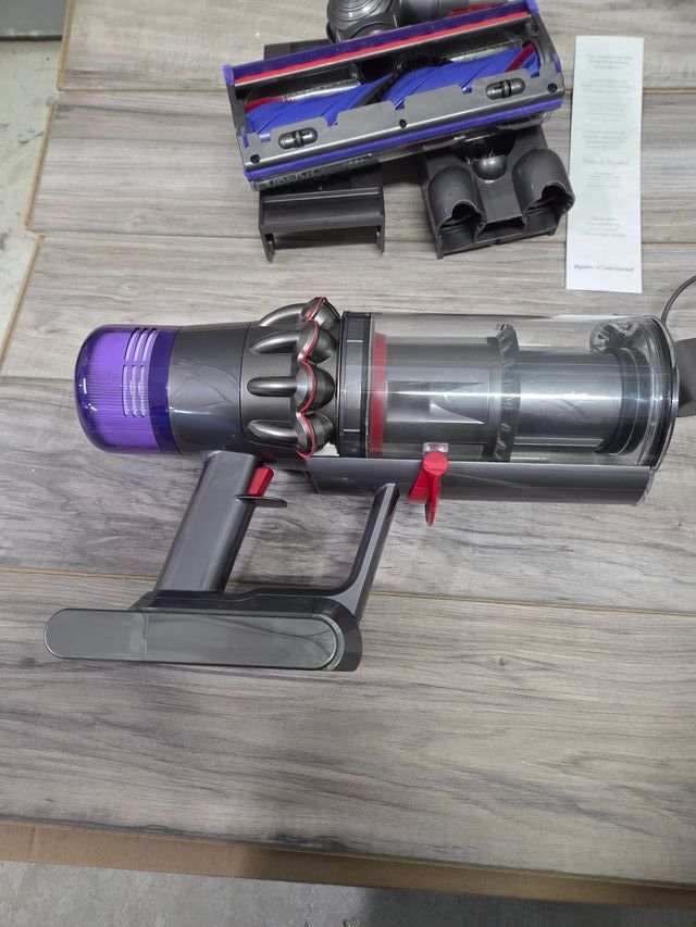 Dyson V11 Advanced Aspirador