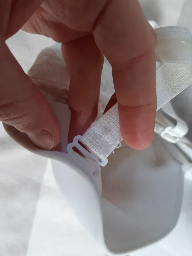 Yamamay reggiseni beige e neri bianchi