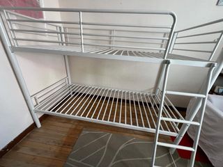 Literas de hierro 90cm con escalera