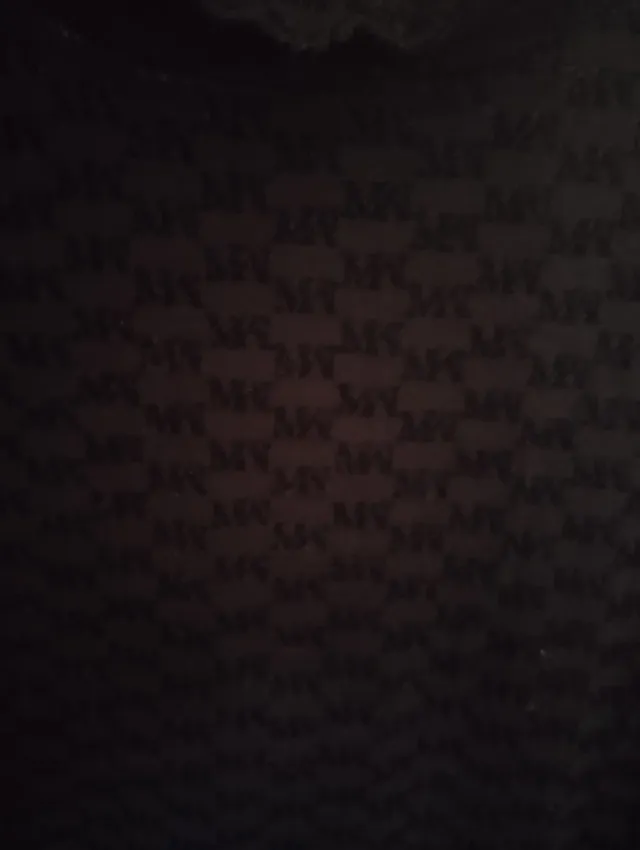 Top negro cuello alto manga larga