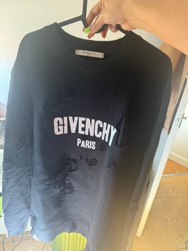 Sudadera Givenchy Negra Rota