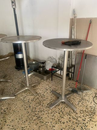 Tavolo alto in alluminio per terrazza da bar