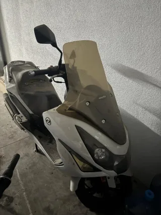 Daelim SV 125 Scooter