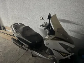 Daelim SV 125 Scooter