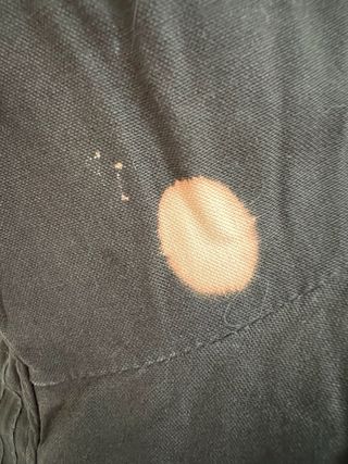 Abrigo verde militar con capucha