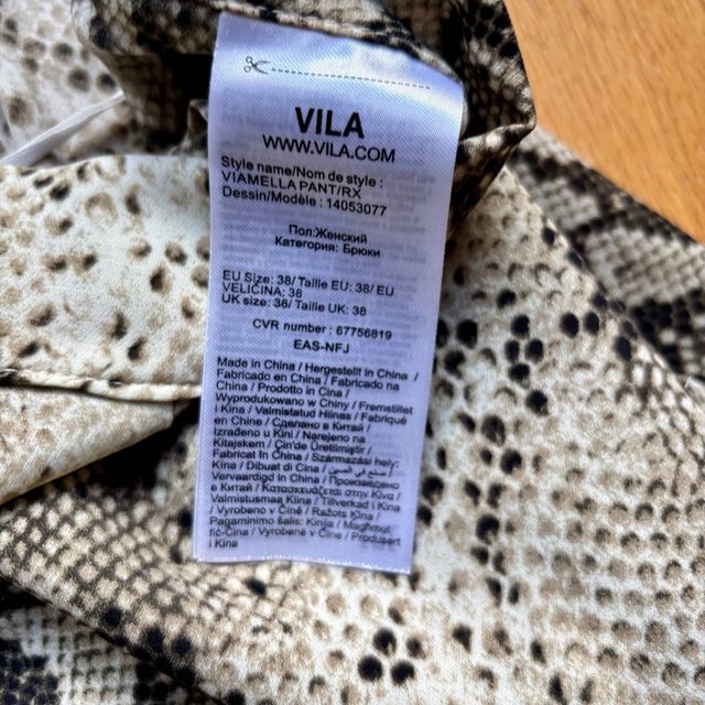 Pantalón estampado serpiente mujer de Vila NUEVOS