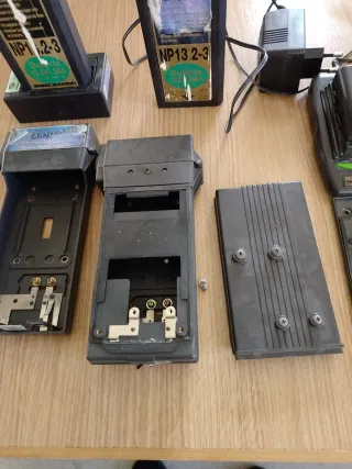 Lote Baterías Cámara Li-Ion y Plomo.