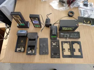 Lote Baterías Cámara Li-Ion y Plomo.