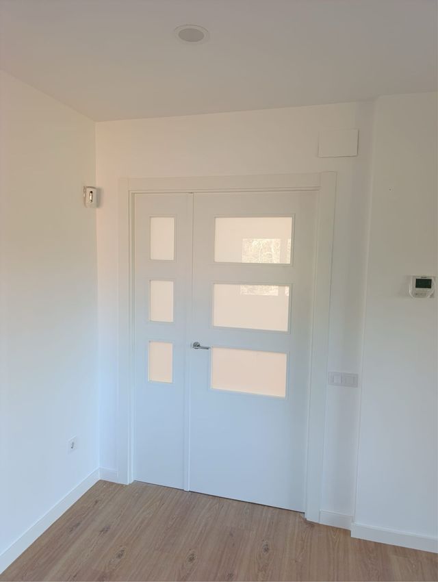 colocación de puertas.