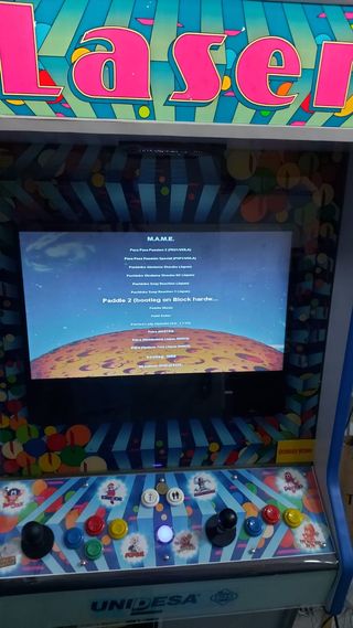 Máquina Arcade Cirsa Láser con 6.000 juegos Unides