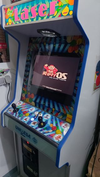 Máquina Arcade Cirsa Láser con 6.000 juegos Unides