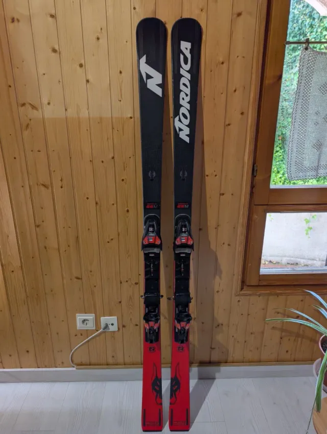 Esquís Nordica Dobermann GS Master 170