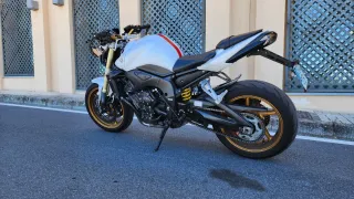 Yamaha FZ1-N Blanca