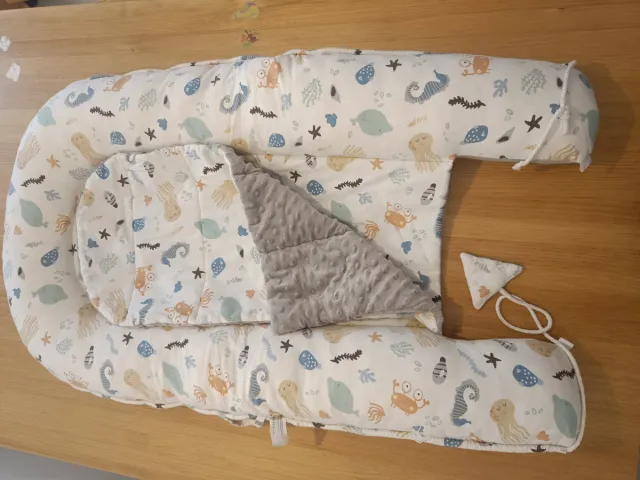 Nido reductor bebé estampado marino