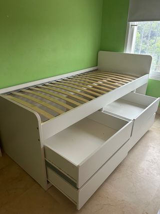 Cama individual Sklat de Ikea con almacenaje