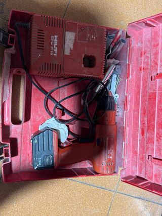 Taladro Atornillador Hilti SB 10 Batería 2.0 Ah