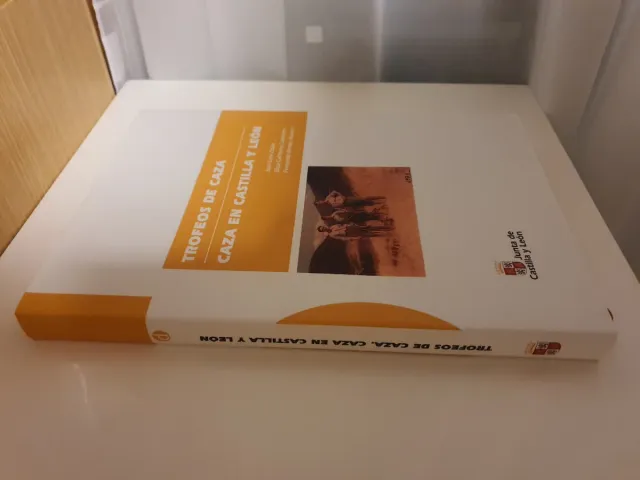 Trofeos De Caza. Caza En Castilla Y León (Libro)