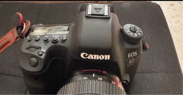 Canon EOS 6D Mark II 