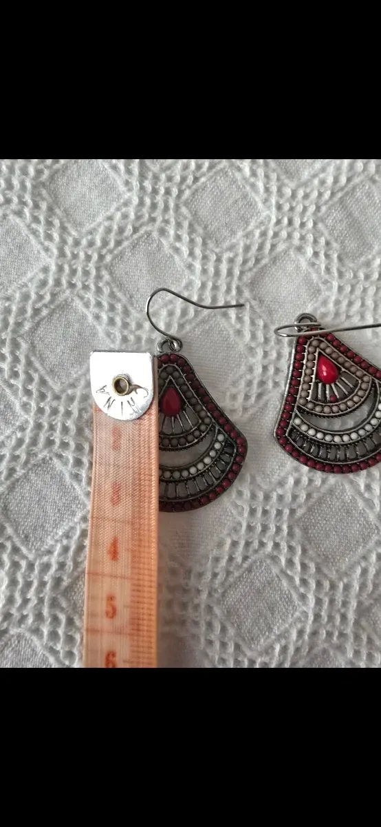 Pendientes Parfois abanico rojo y plateado