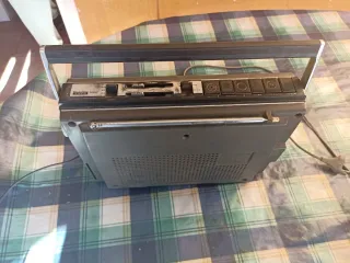 Radio Cassette SONY CF-370S FM/SW/MW