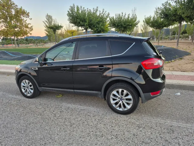 Ford Kuga 2011