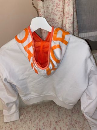Sudadera crop Michael Kors blanca y naranja