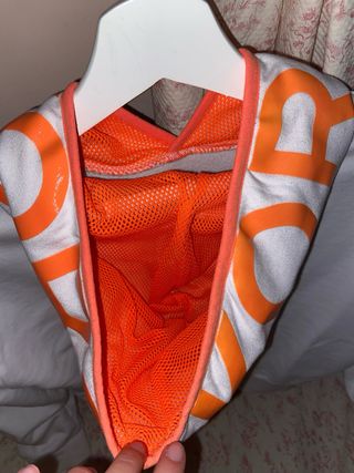 Sudadera crop Michael Kors blanca y naranja