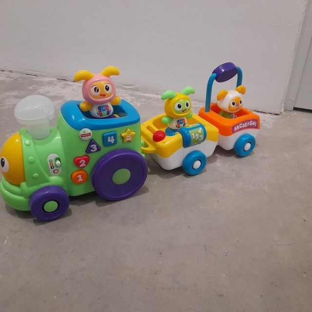 Tren Fisher-Price para bebé