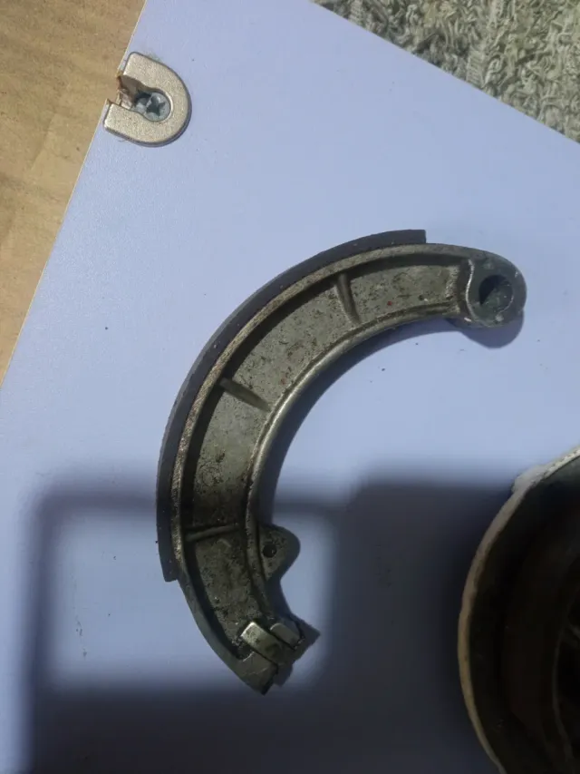 Freni anteriori e posteriori Vespino