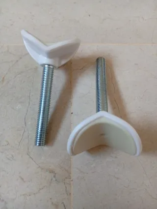 Tornillos Y-spindle para barrera Safety 1st